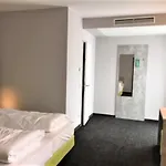 Sleepysleepy Dillingen Hotel 3*