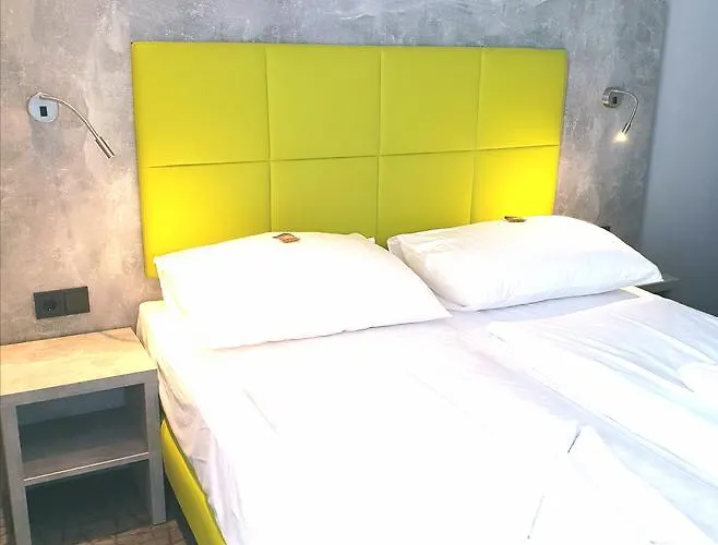 Sleepysleepy Dillingen Hotel 3*